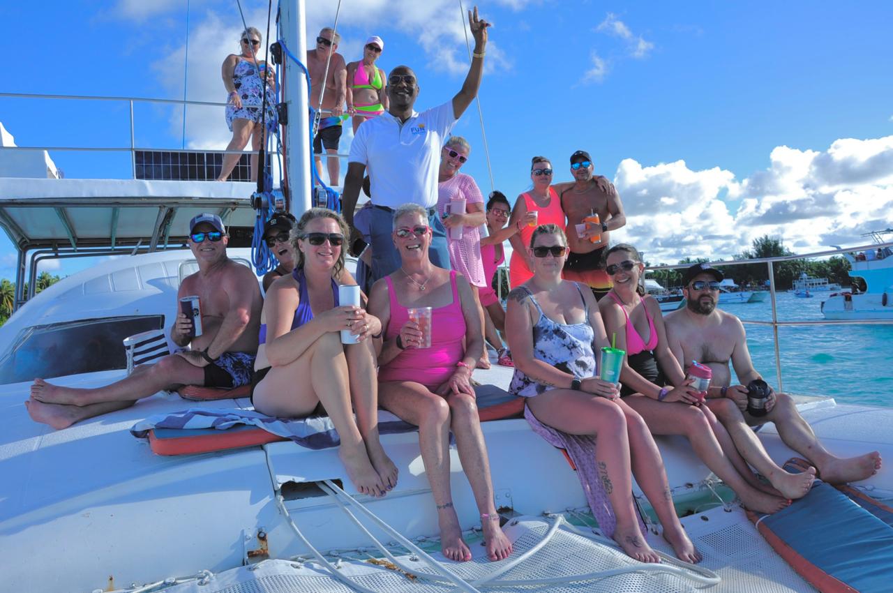 Party Boat Cruise & Catamaran